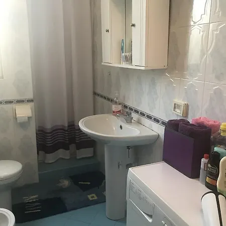 Fantasy Beach Apartment Golem (Tirana)