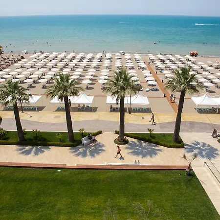 Fantasy Beach Golem (Tirana)